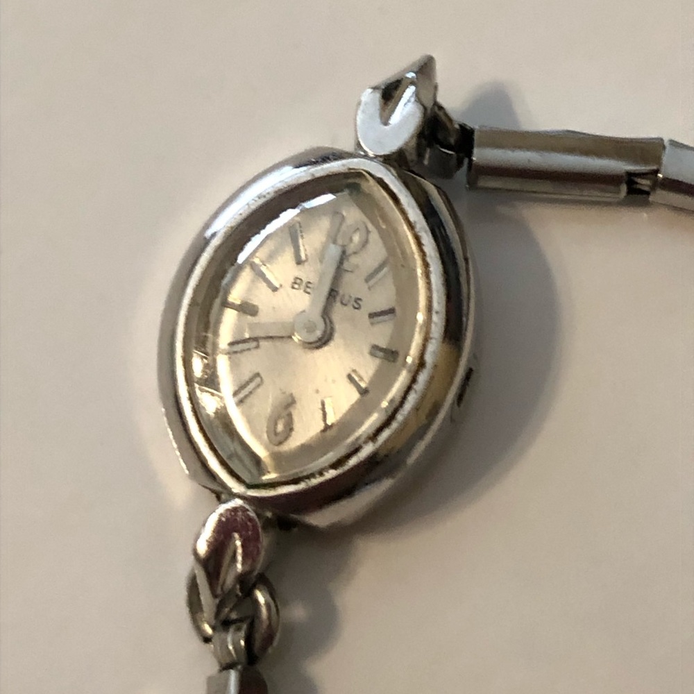 Benrus Swiss Made Stainless Steel Woman’s Winding Watch  For Parts Or Repair